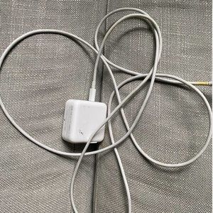 NEW MACBOOK AIR CHARGER